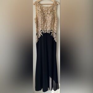 Never worn dress. Perfect for wedding